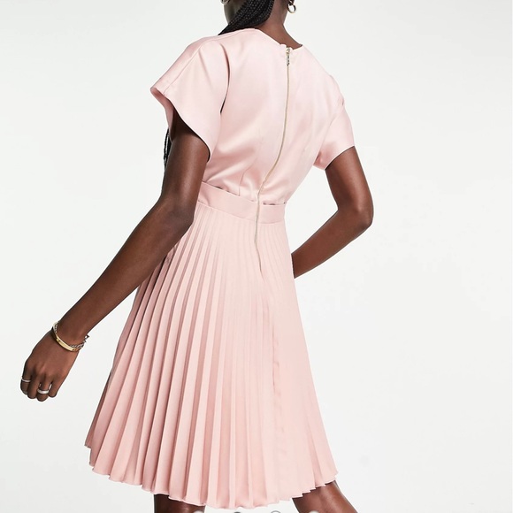 ASOS Closet London wrap front pleated midi skater dress in mink - Picture 2 of 2